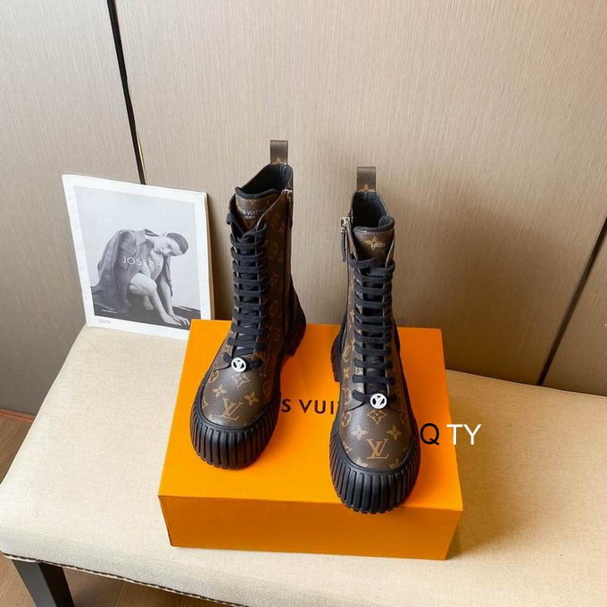 Louis Vuitton Boots Wmns ID:20221203-268